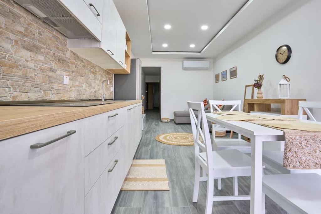 Two Bedroom Apartment In Xemxija, St. Paul'S Bay Ngoại thất bức ảnh