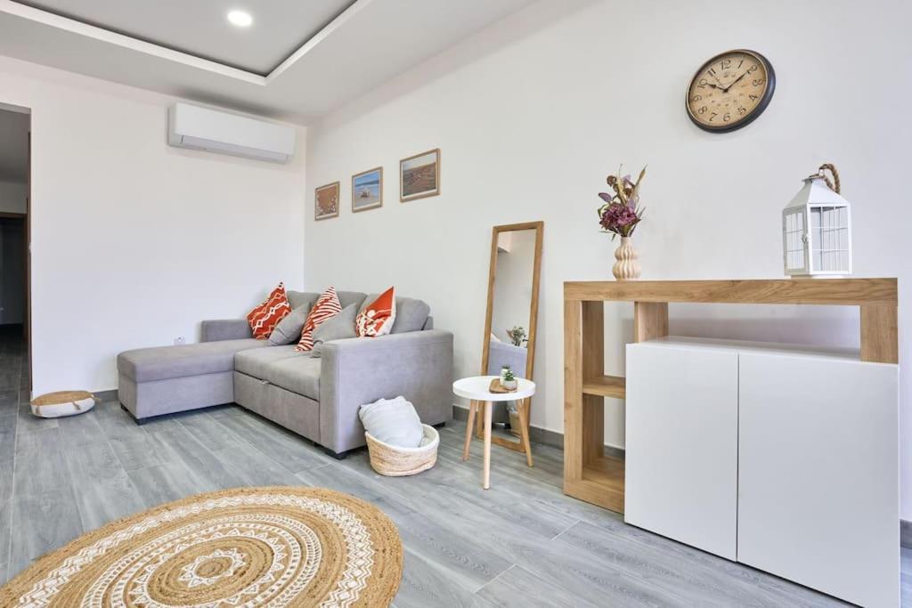 Two Bedroom Apartment In Xemxija, St. Paul'S Bay Ngoại thất bức ảnh